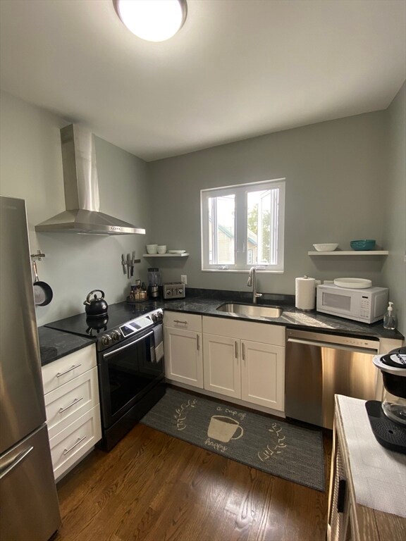 8 Wisteria St unit 2, Salem, MA 01970 - photo 7