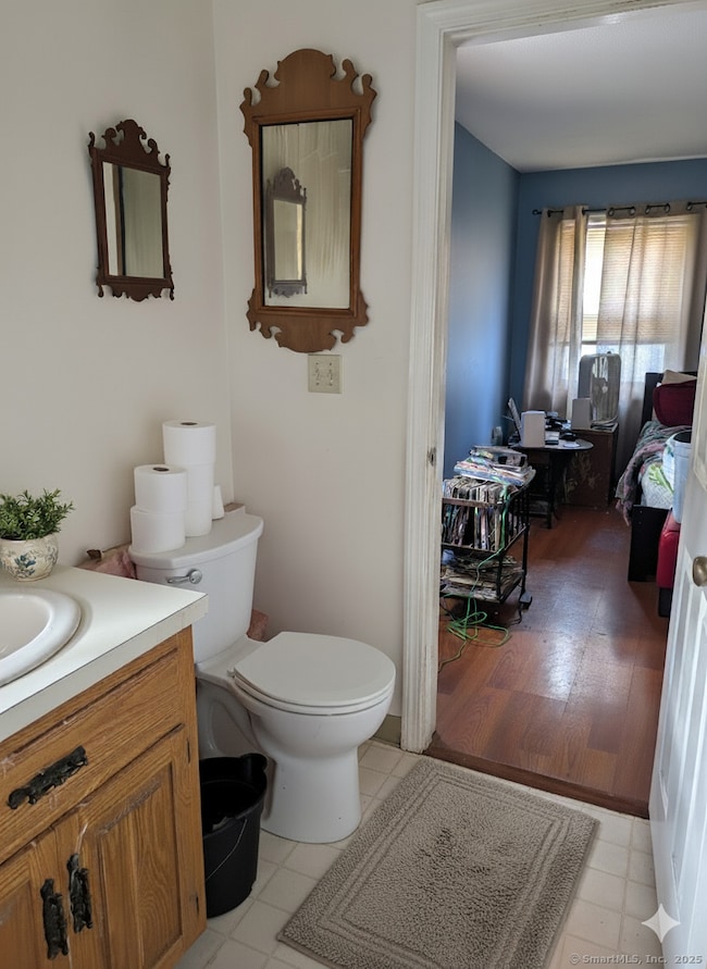 2 Perkins St unit 14, Torrington, CT 06790 - photo 5