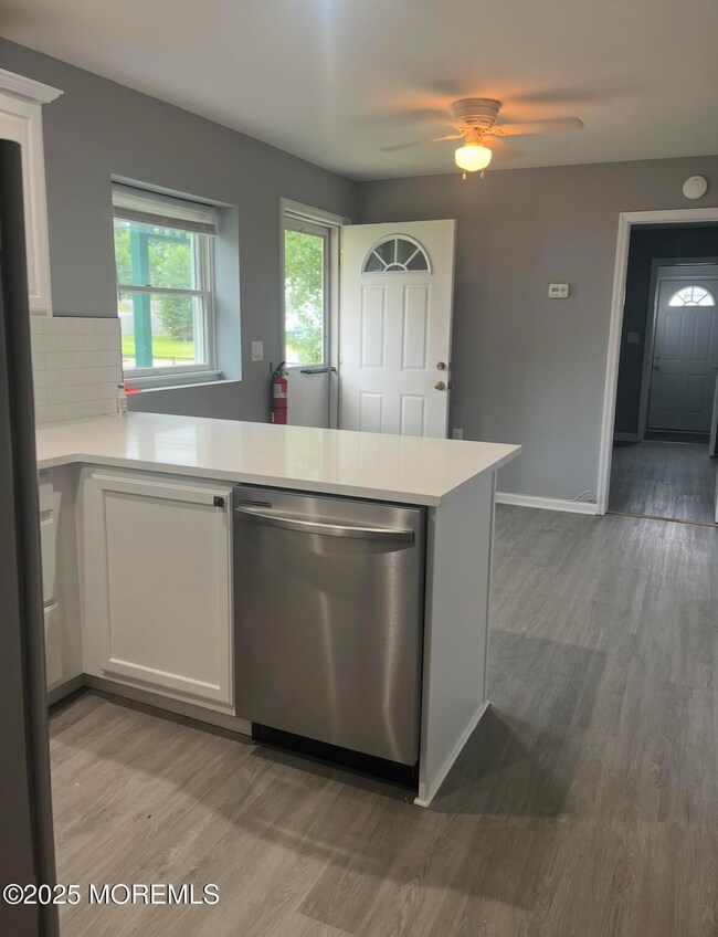 186 Ocean Ave unit A, North Middletown, NJ 07748 - photo 6