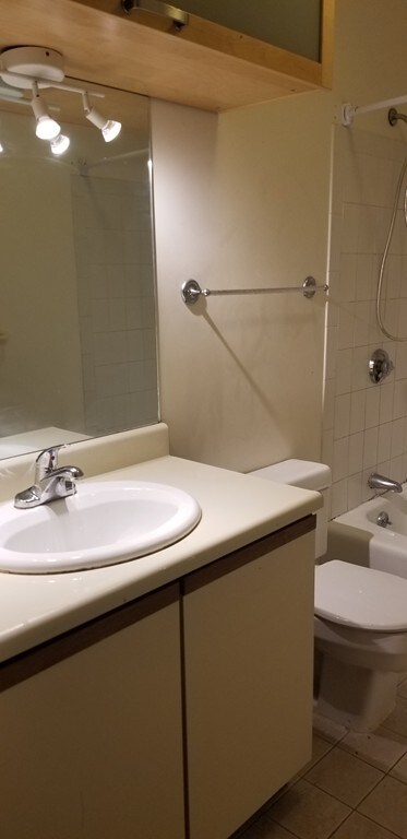 206 Charles St unit 1, Cambridge, MA 02141 - photo 7