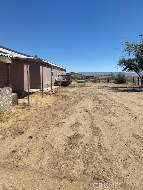 2495 51st St W, Rosamond, CA 93560 - photo 2