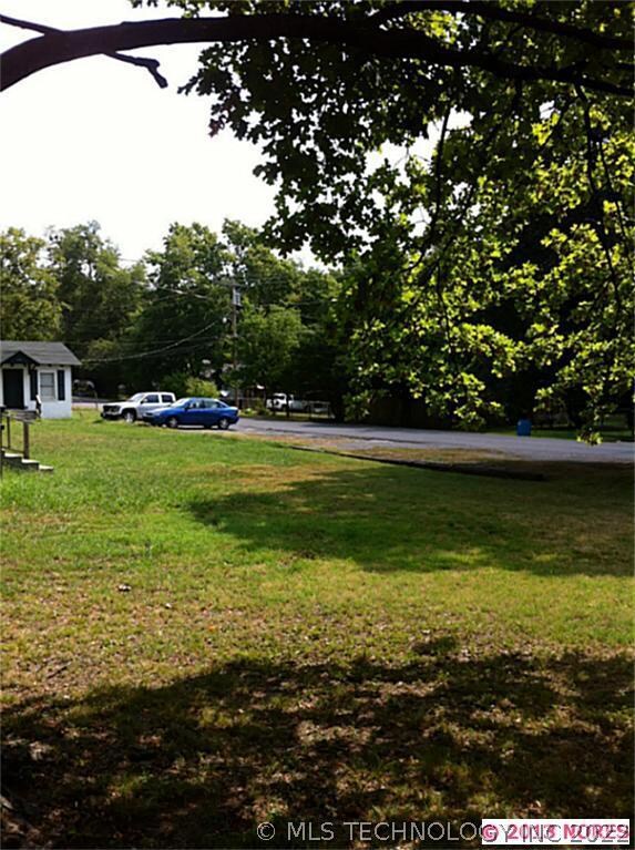 230.5 Wilson Ave, Tahlequah, OK 74464 - photo 2