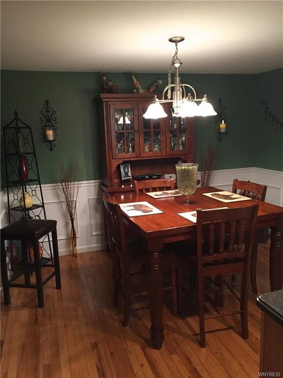 Eat-In Kitchen / Dining Room has shadow boxes & ha