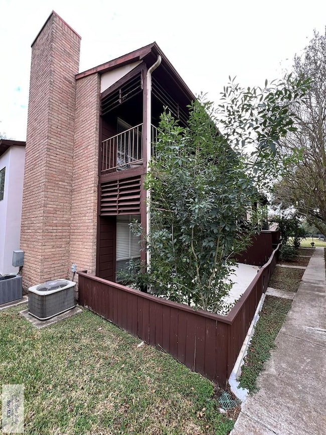 4601 Carmen Ave unit . 1701, Rancho Viejo, TX 78575 - photo 4