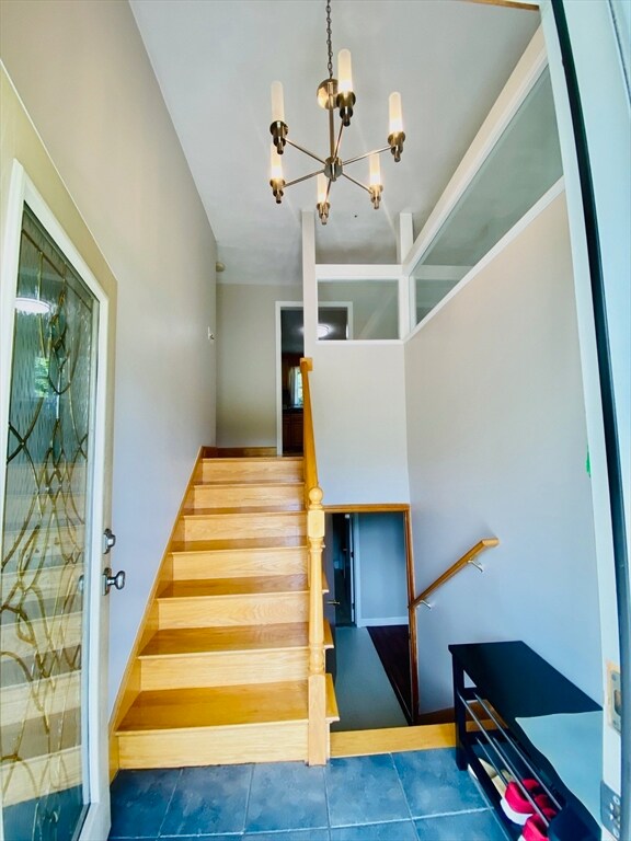 121 Farm St, Wakefield, MA 01880 - photo 2