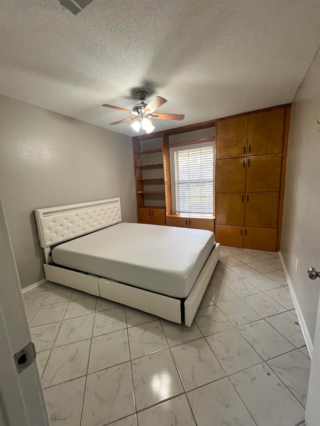 6215 Bedford Dr, Beaumont, TX 77708 - photo 7