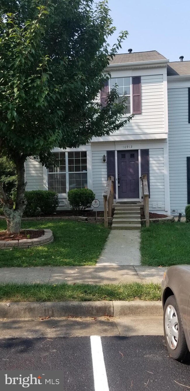 16912 Jed Forest Ln, Woodbridge, VA 22191 - photo 4