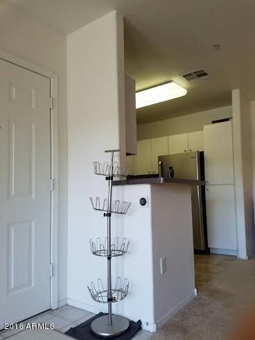 Front entrance.jpg -123