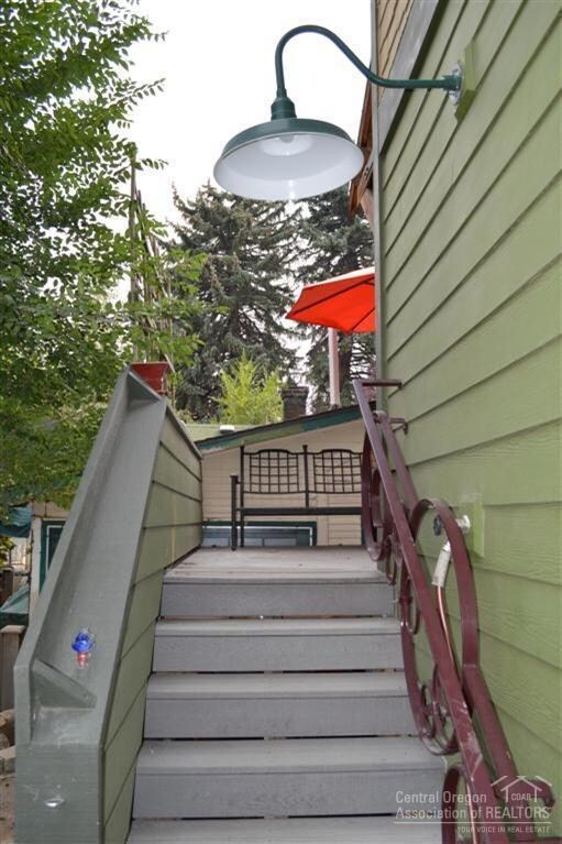 626 NW Newport Ave, Bend, OR 97701 - photo 4