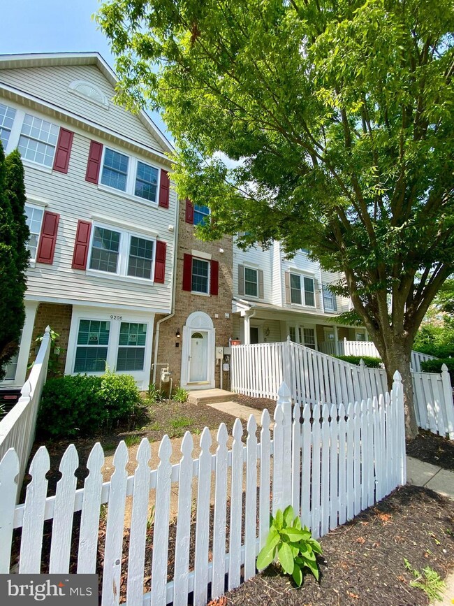 9206 Leigh Choice Ct, Owings Mills, MD 21117 - photo 2