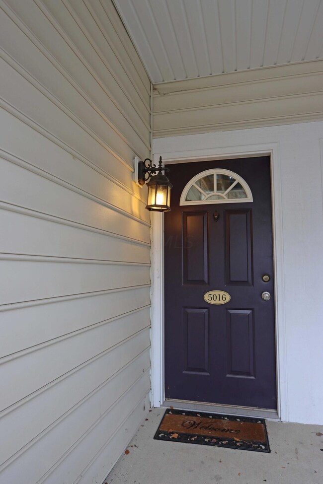 front door ivyvine
