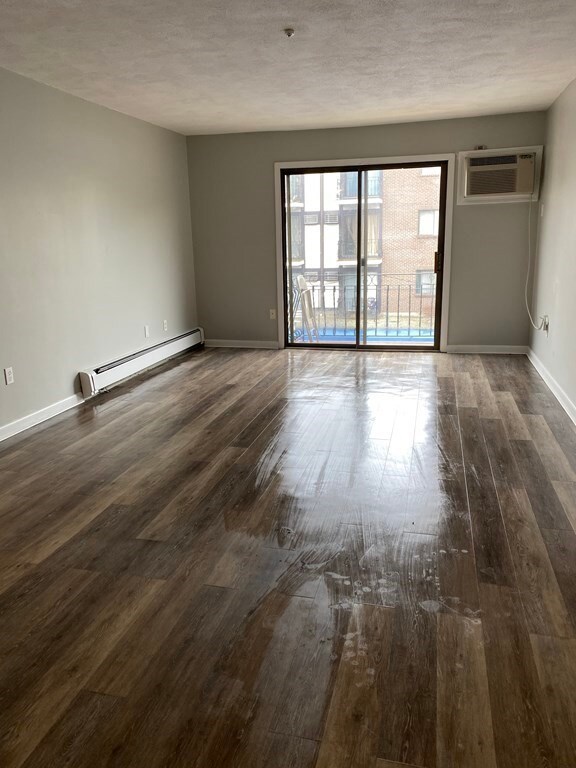 151 Bittersweet Ln unit 213, Randolph, MA 02368 - photo 4