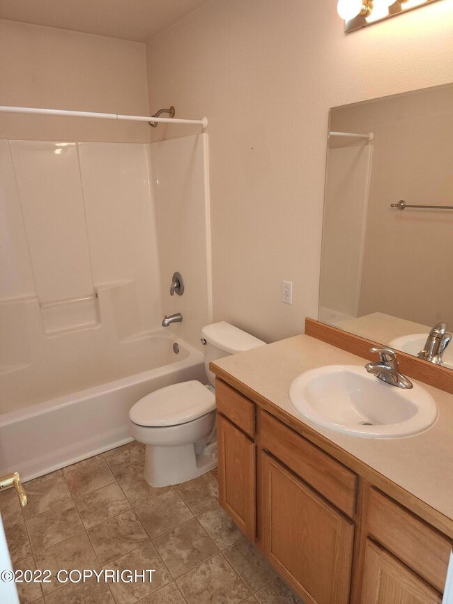 914 E 76th Ave unit A, Anchorage, AK 99518 - photo 7