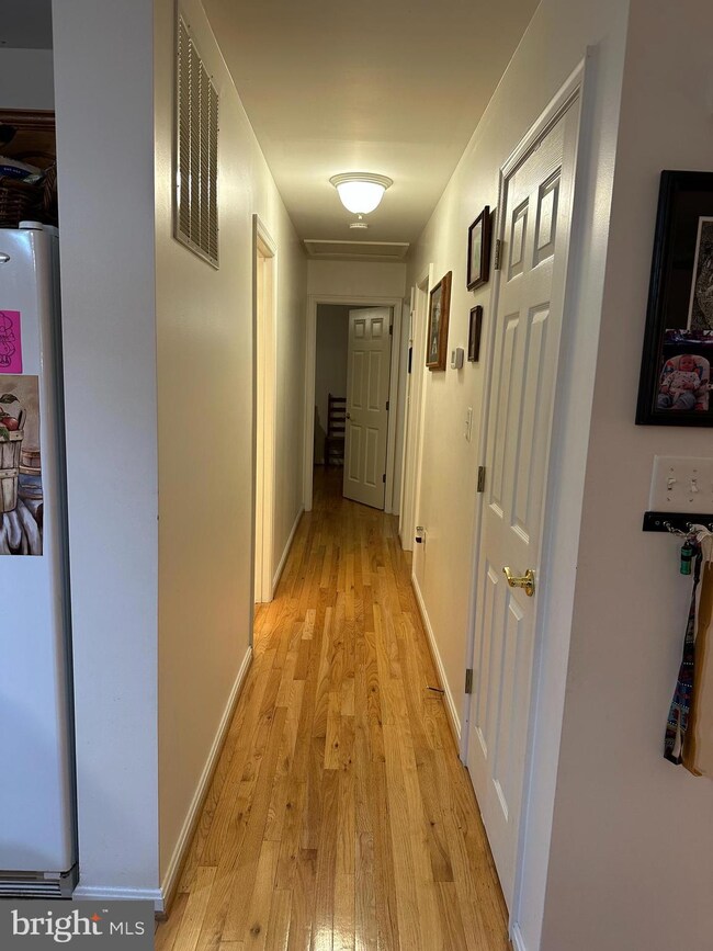 103 Mummert Cir, Winchester, VA 22601 - photo 4