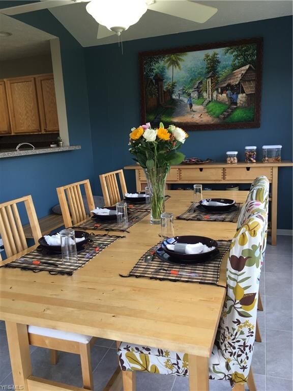 Morning room with slider to outside patio