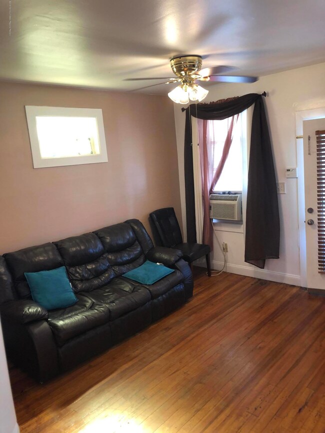 708 Raritan Ave, Perth Amboy, NJ 08861 - photo 7