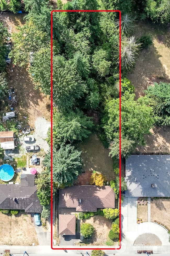 2215 S 216th St, Des Moines, WA 98198 - photo 3