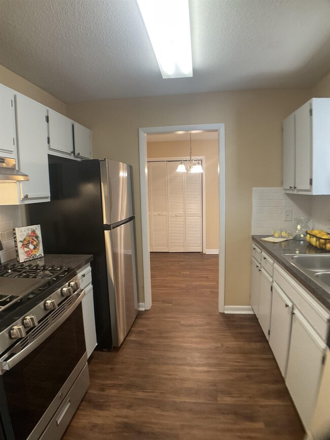 5816 Pointer Dr unit 102, Raleigh, NC 27609 - photo 5