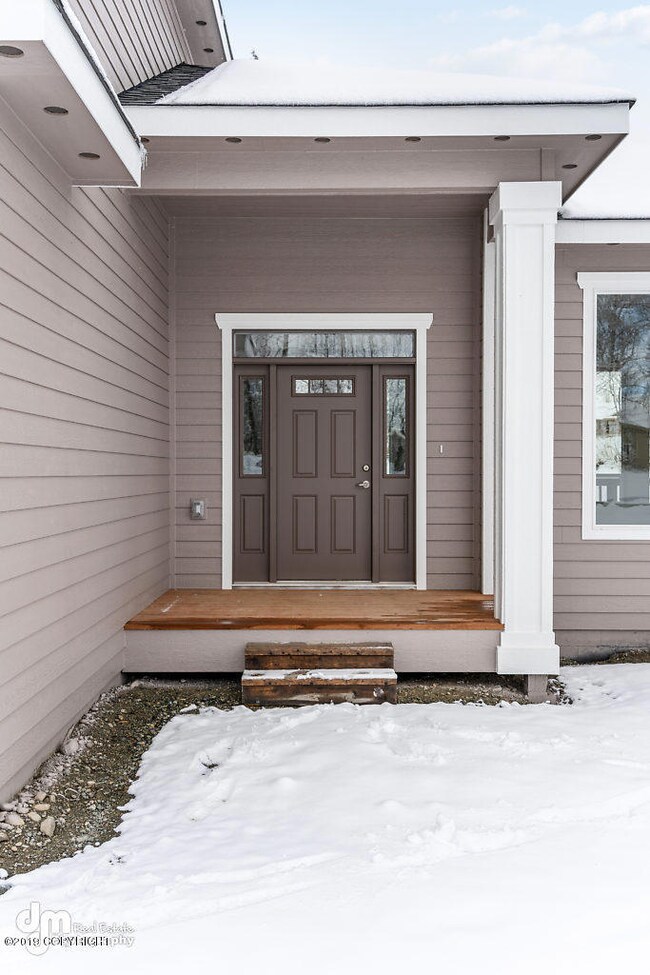 Exterior Front_ELK07133-SMALL