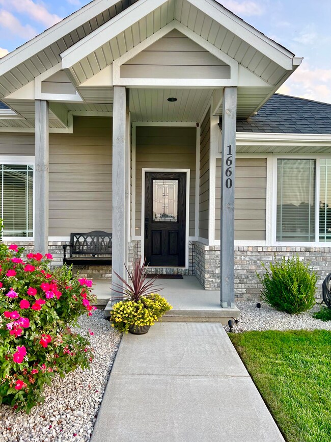 1660 E Pea Ridge Dr, Republic, MO 65738 - photo 7