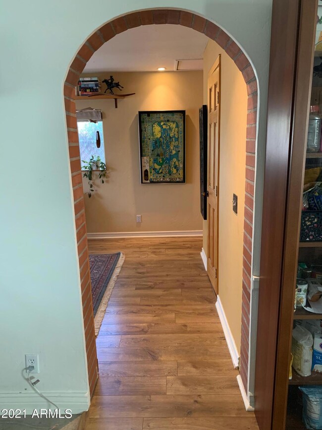 05Doorway
