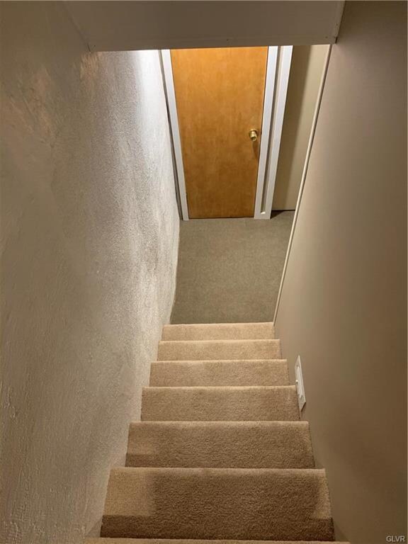 915 Chestnut St, Emmaus, PA 18049 - photo 7