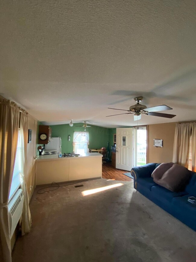 1570 E Main St. Lot #20 - #6