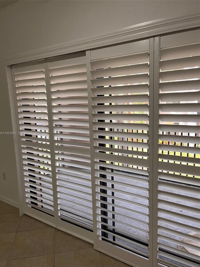 3021 Alcazar Place unit 203, Palm Beach Gardens, FL 33410 - photo 6