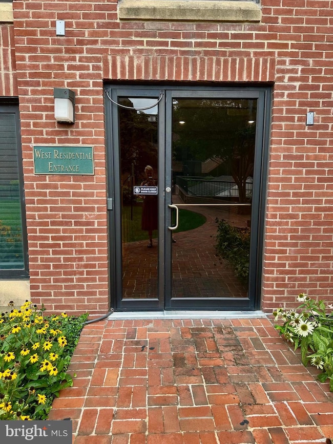 Georgetown Park Condominiums unit 503W, Washington, DC 20007 - photo 7