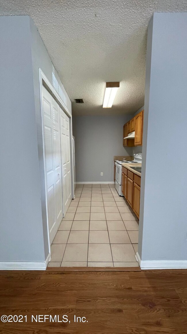 1130 Comanche St unit 601, Jacksonville, FL 32205 - photo 5