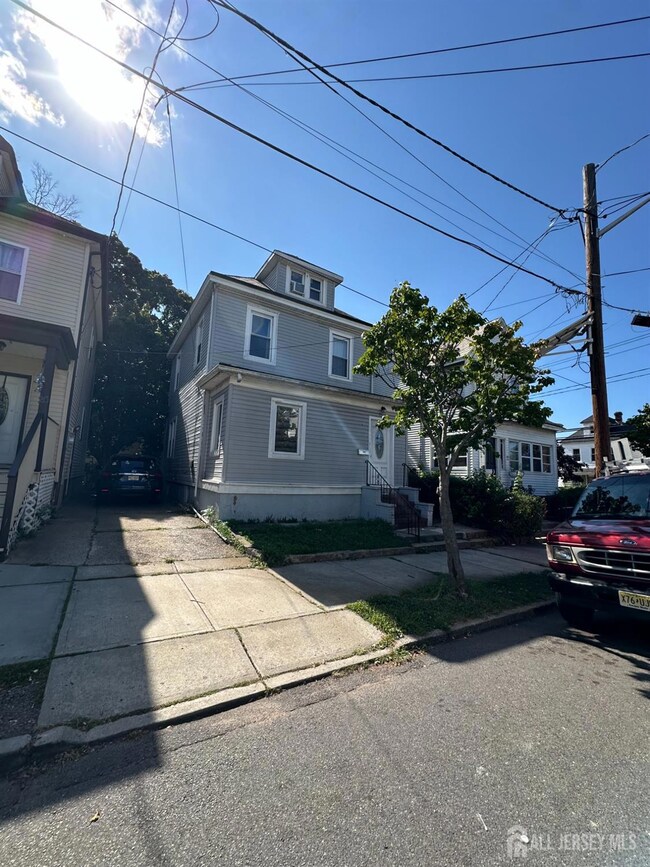 24 Cogswell Place, New Brunswick, NJ 08901 - photo 5