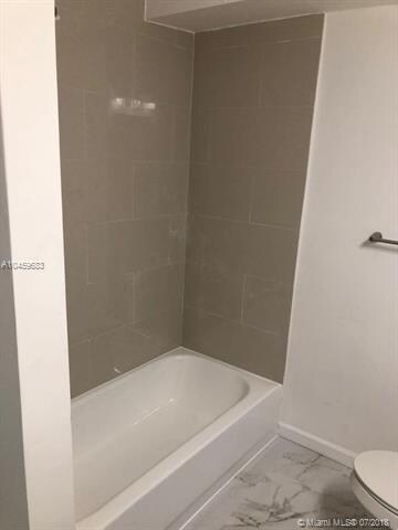 2231 Forrest St, Hollywood, FL 33020 - photo 7