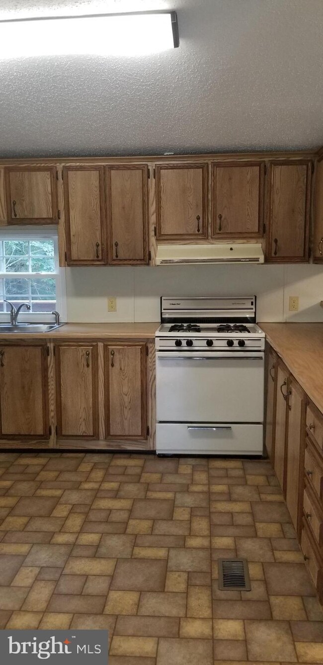 4302 Jacks Mill Rd, Chambersburg, PA 17202 - photo 4