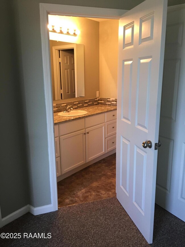 1534 S Patout St unit A B, New Iberia, LA 70560 - photo 7
