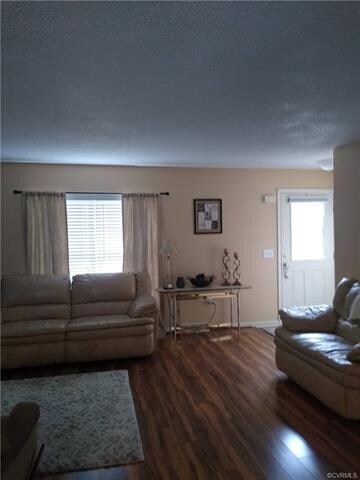 434 Pond Dr, Dunnsville, VA 22454 - photo 3