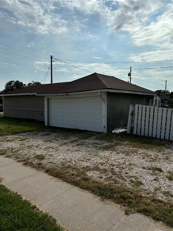 921 1st Ave, Perry, IA 50220 - photo 6