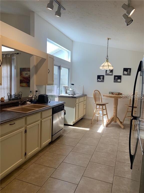 4810 Raintree Street Cir E, Bradenton, FL 34203 - photo 6