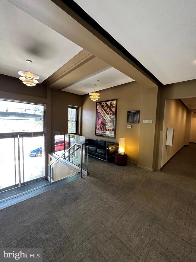 1211 unit 210, Baltimore, MD 21230 - photo 3