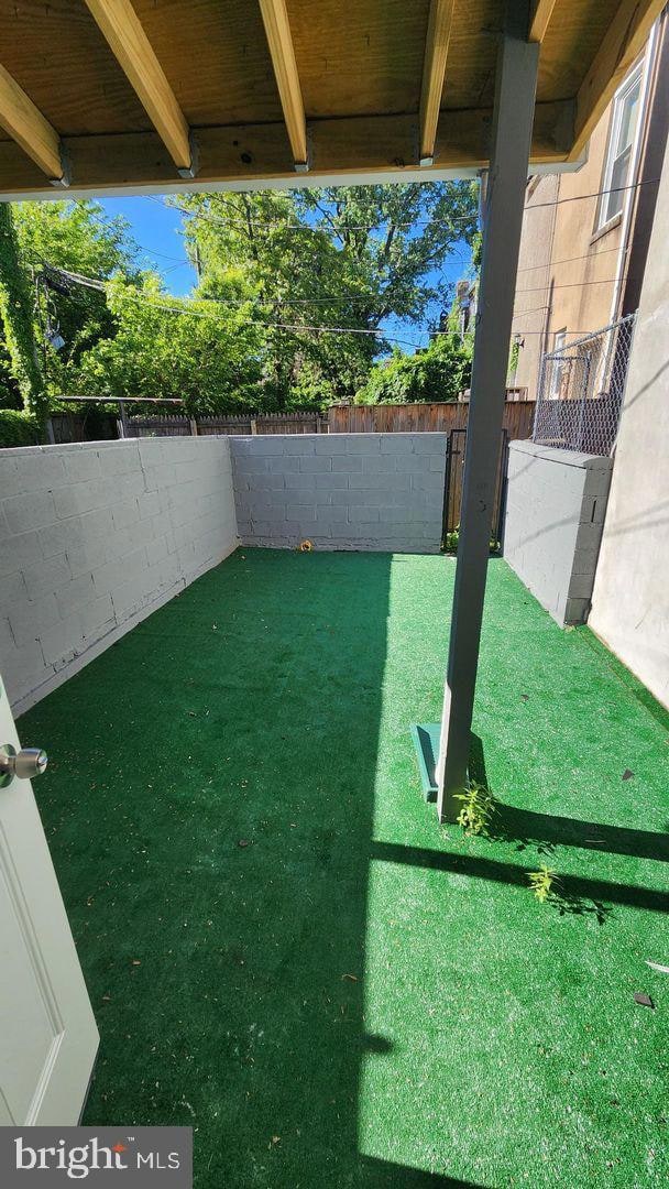 2023 Jefferson St, Baltimore, MD 21205 - photo 6