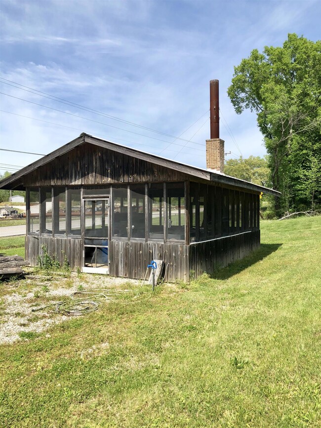 4364 Old Rock Island Rd, Rock Island, TN 38581 - photo 5