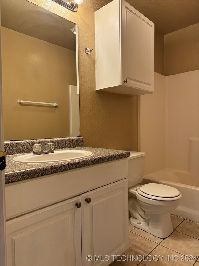 14216 S Hickory St, Glenpool, OK 74033 - photo 5