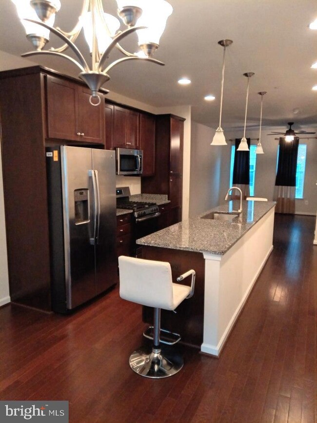 7171 Brick Kiln Cir, Beltsville, MD 20705 - photo 4