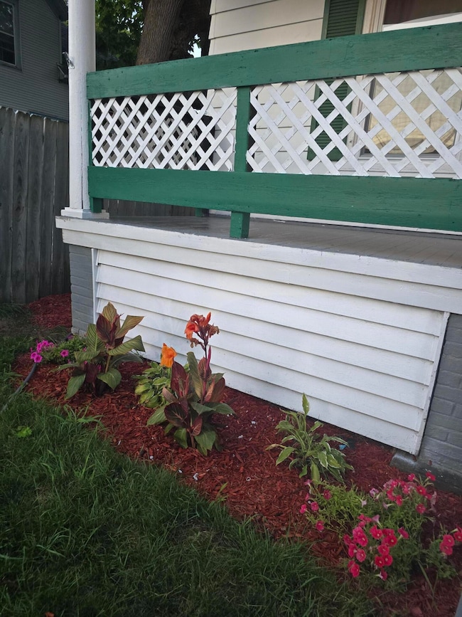 1105 Reschke Ave, Racine, WI 53404 - photo 4