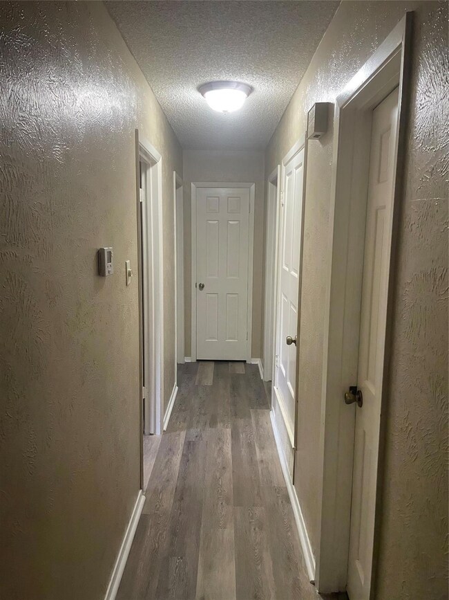 2606 Royal Ln, Granbury, TX 76049 - photo 6