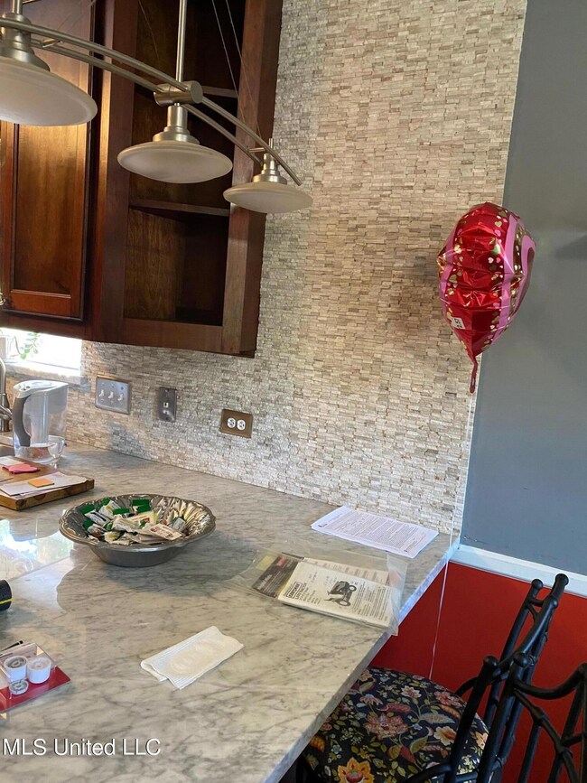 10016 Highway 613, Moss Point, MS 39562 - photo 5