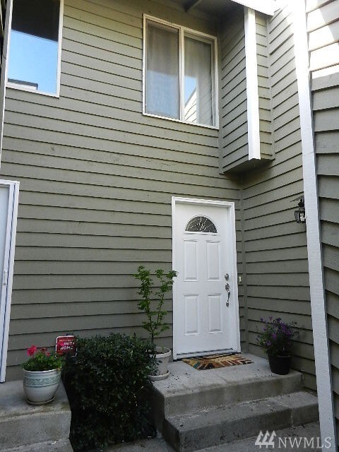945 26th Place NE, Auburn, WA 98002 - photo 2