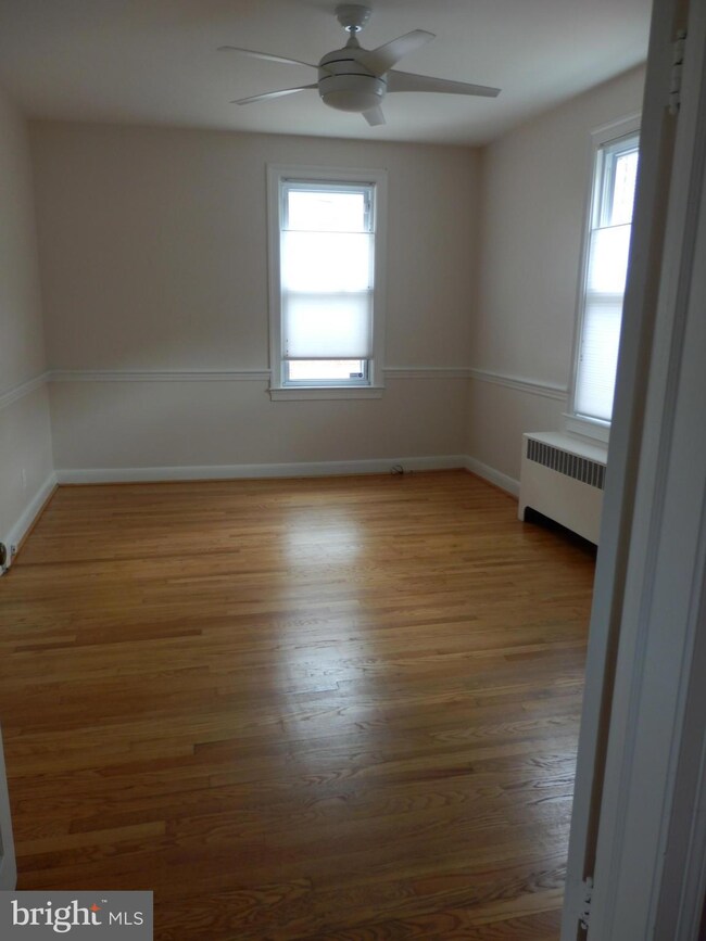 105 1st Ave SW, Glen Burnie, MD 21061 - photo 4