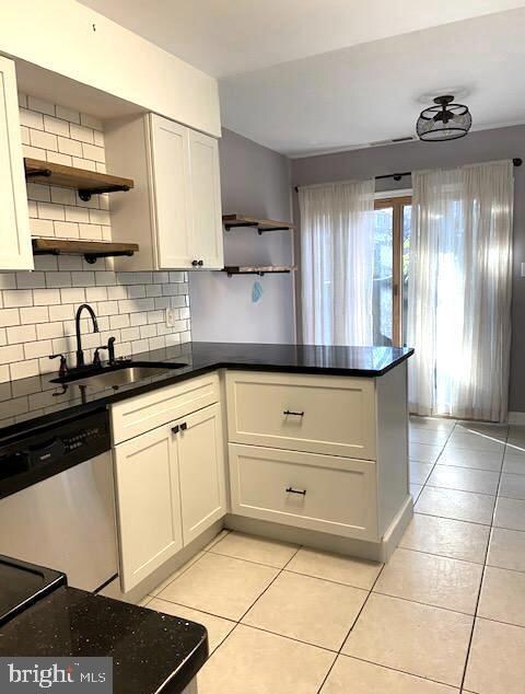 1331 Northgate Square, Reston, VA 20190 - photo 5