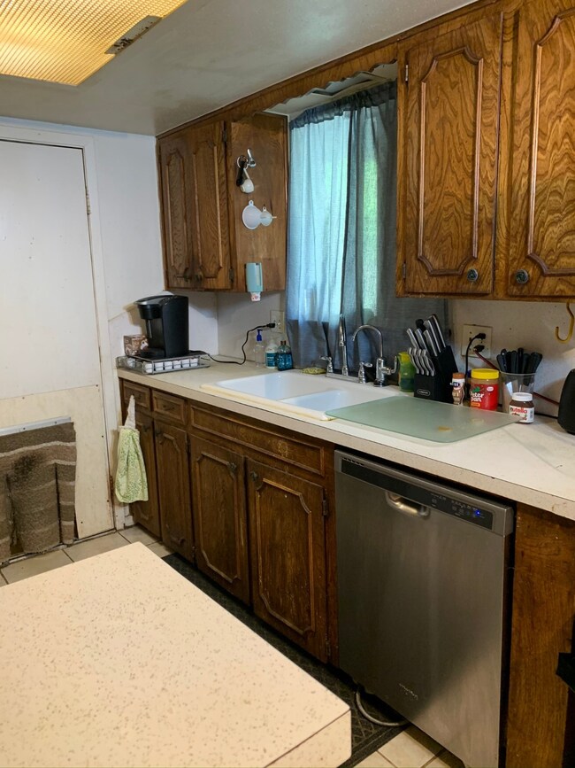 7118 Lumber Jack Dr, Houston, TX 77040 - photo 7