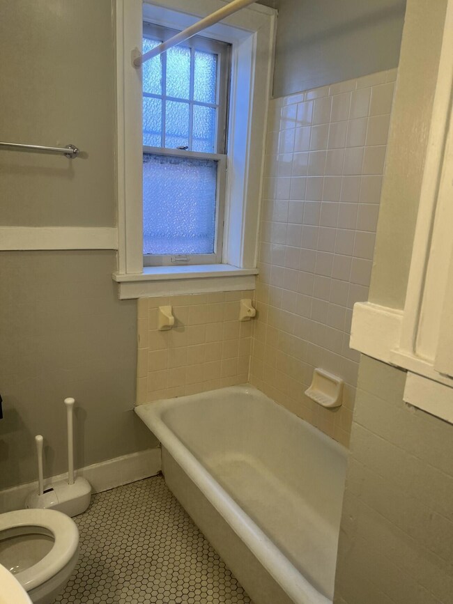 176 Market St unit 201, Lexington, KY 40507 - photo 5